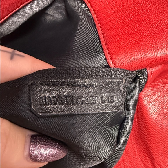 Loewe Bold Red Lambskin Tote Bag - Picture 11 of 13